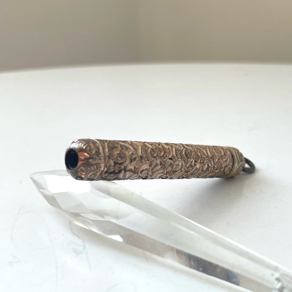 Rare Antique Victorian Gold Plated Repoussé Mechanical Pencil - Picture 12 of 14